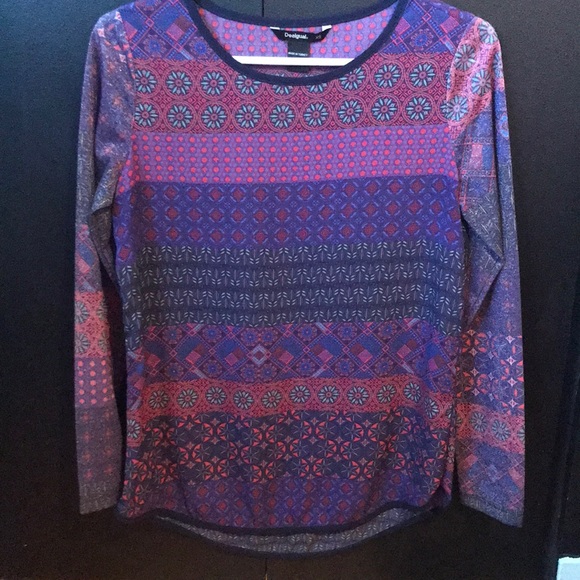 Desigual woman’s long sleeve shirt. Size X-Small. - Picture 1 of 9